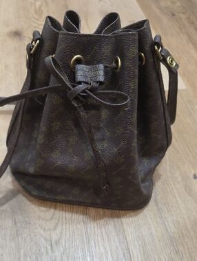 Brown Drawstring Crossbody Bucket Bag